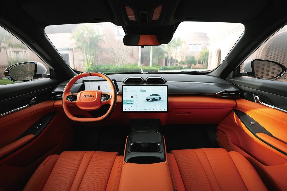 不到13萬,就能買到純電續(xù)航超過200公里的插混車?