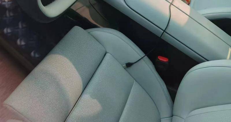 “爆料”領克ZERO內飾諜照!800V+城市NOA,下半年登場