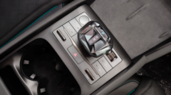 秦L DM-i:天籟雅閣帕薩特,思域雷凌卡羅拉,退退退!