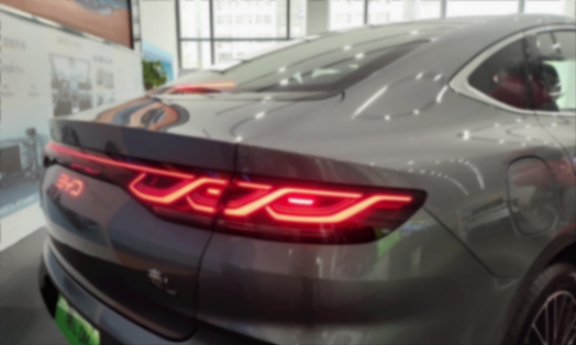 秦L DM-i:天籟雅閣帕薩特,思域雷凌卡羅拉,退退退!