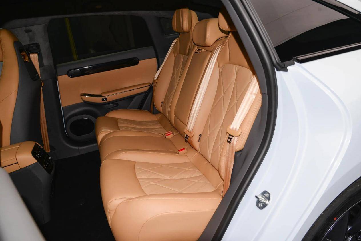 真一年兩箱油!這些混動車純電續航已達300km級,不出遠門不加油