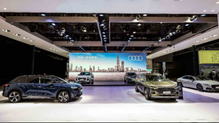 【新聞稿】進抵新境 光耀灣區 上汽奧迪登陸2024深圳車展，Q5 e-tron智能四驅e-quattro光耀型煥然亮相1223.png
