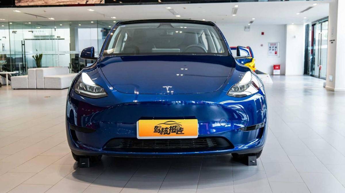 全新問界M5與特斯拉Model Y,誰將引領電動SUV新潮流?