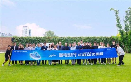 6e545b5ec5835bf88027b25c10f78fad_