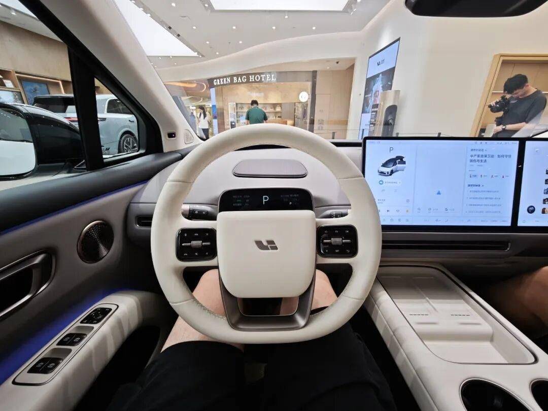 銷量五連跌!理想汽車的純電轉型宣告失敗?