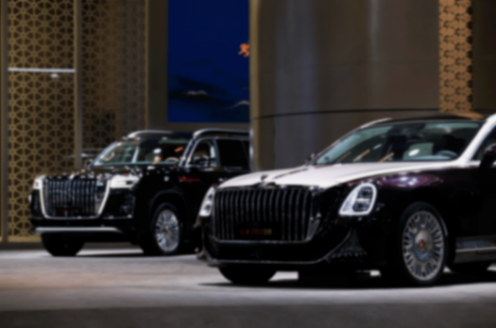 紅旗品牌煥新首秀,分卷精讀繪國車新章