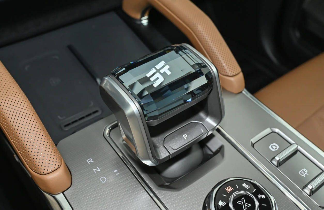 2026款捷途旅行者怎么樣?車身加長,方盒子油耗對比同級