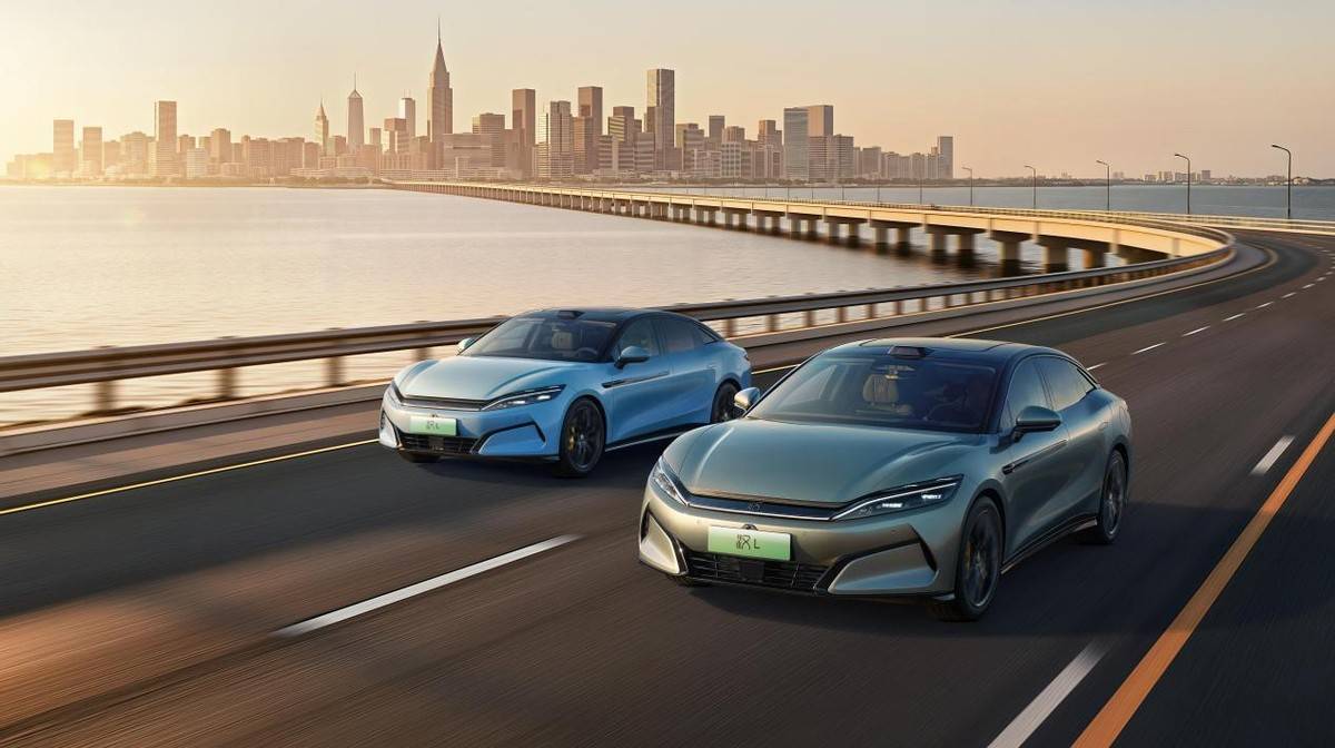 年輕人的第一臺旗艦轎車!漢L置換補貼后19.48萬元起