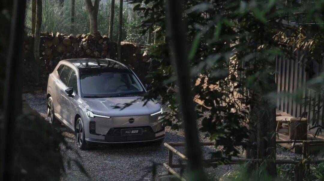 70天,10000 臺!沃爾沃 XC70 如何跑出“豪華混動第一車”的加速