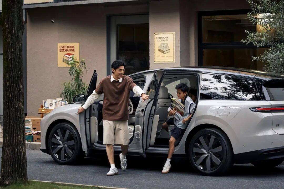 回歸創始人模式,理想向具身智能企業加速邁進