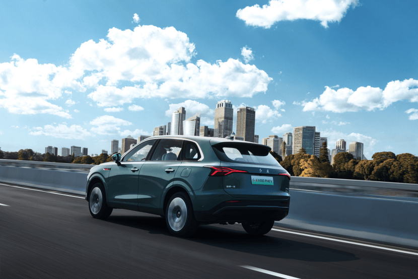 17.88萬起售 紅旗HS6 PHEV 為什么說它是更好的大五座SUV